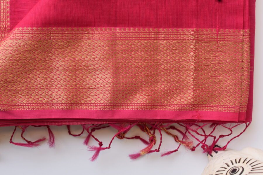 Maheshwari Laddo Border Butidar Hot Pink Saree - Image 6