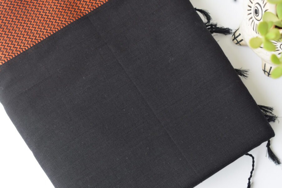 Maheshwari Mughal Black Saree - Image 21
