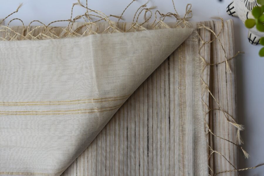 Maheshwari Tissue Beige Light Saree - Image 17