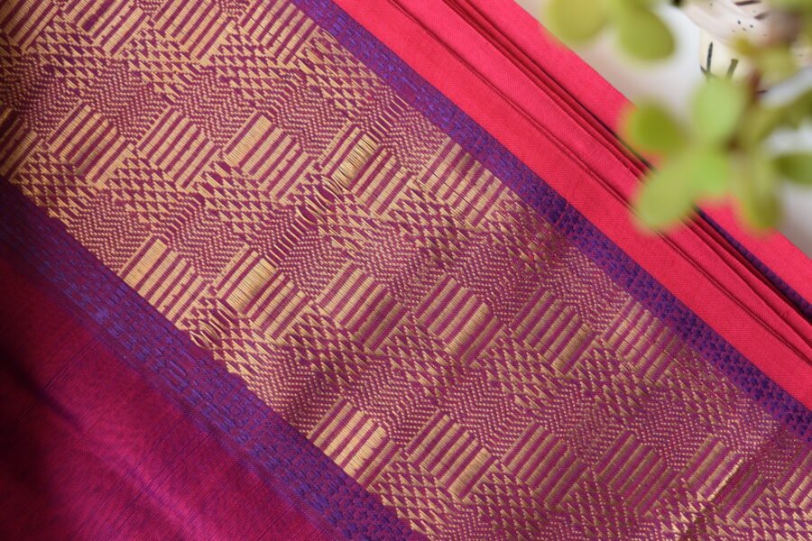 Maheshwari Square Border Butidar Dark Pink Saree - Image 11