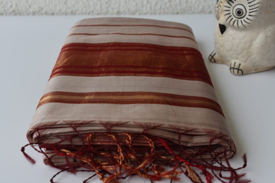 Maheshwari Diamond Border Beige/Red Saree - Image 6