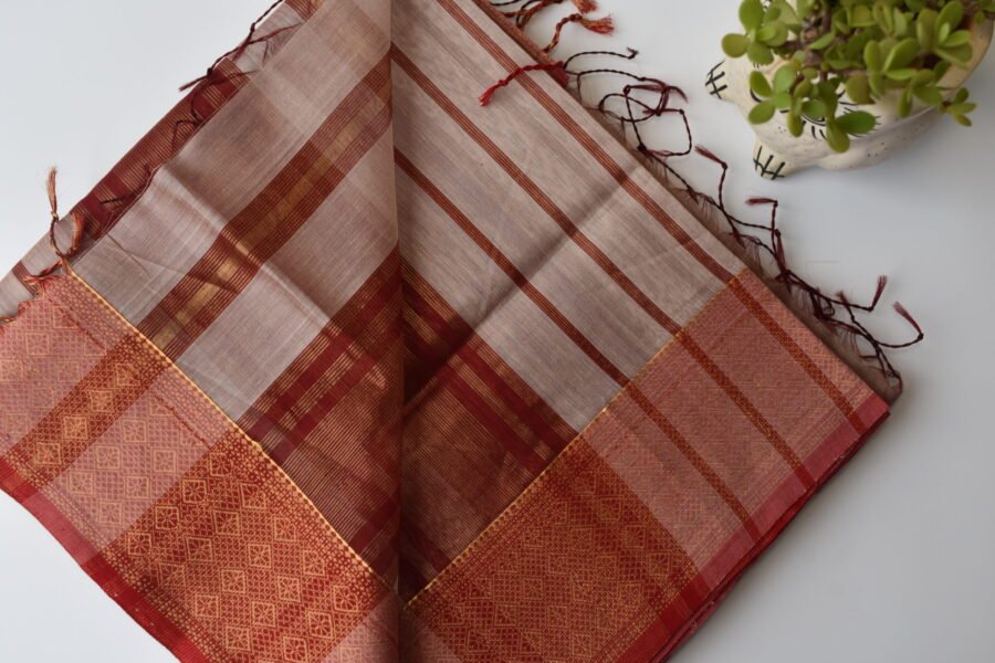 Maheshwari Diamond Border Beige/Red Saree - Image 14