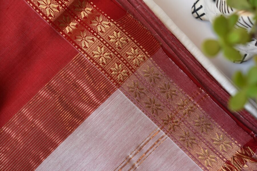 Maheshwari Chameli Border White/Red Saree - Image 12