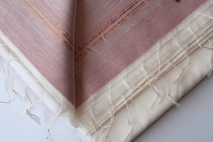 Maheshwari Chameli Border White/Red Saree - Image 18