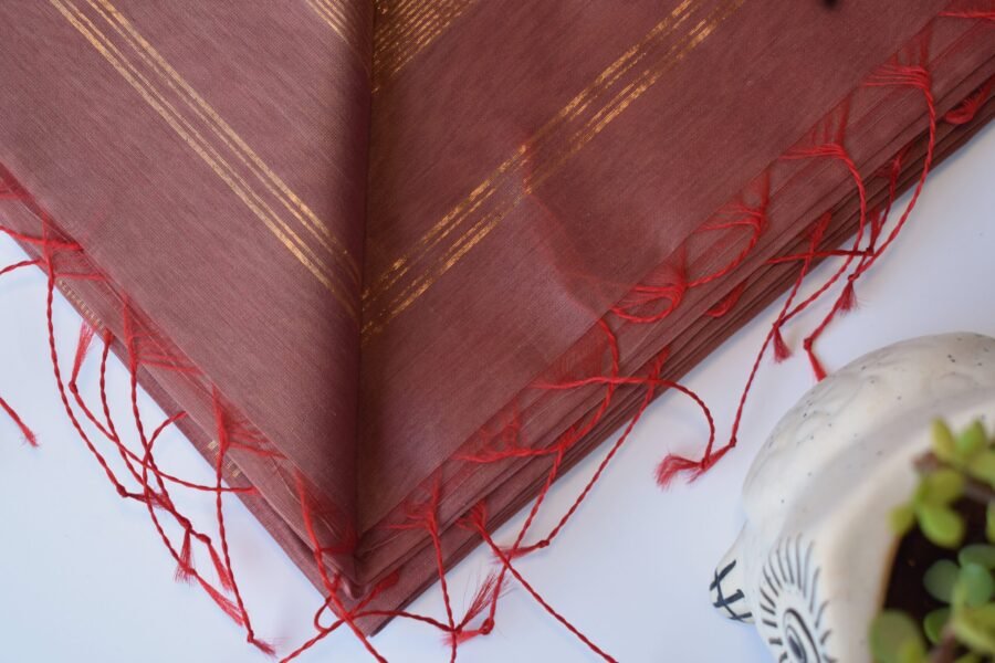 Maheshwari Chameli Border Dusty Rose Saree - Image 3
