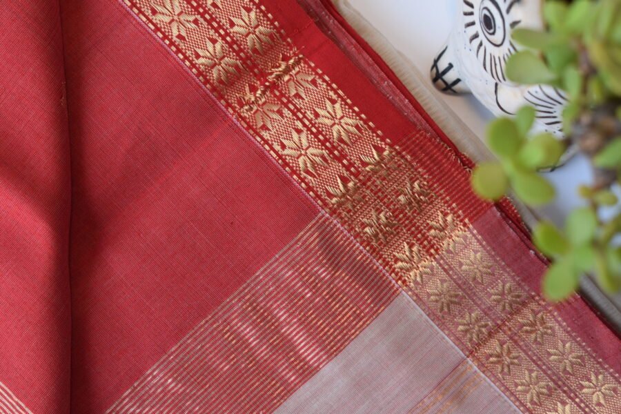 Maheshwari Chameli Border Beige/Red Saree - Image 11