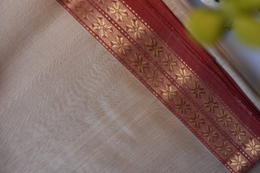 Maheshwari Chameli Border Beige/Red Saree - Image 7