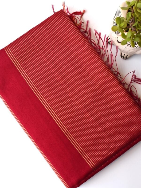 maheshwari-chameli-border-goldenstripes-hotpink-saree