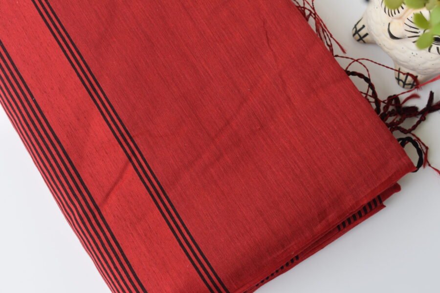 Maheshwari Diamond Border Blood Red Saree - Image 7