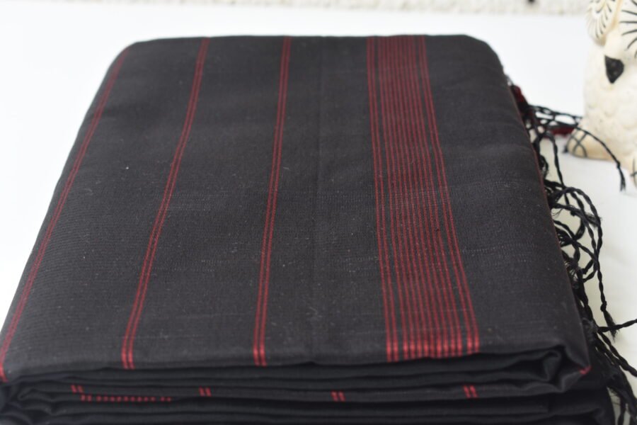 Maheshwari V Border Black Saree - Image 9