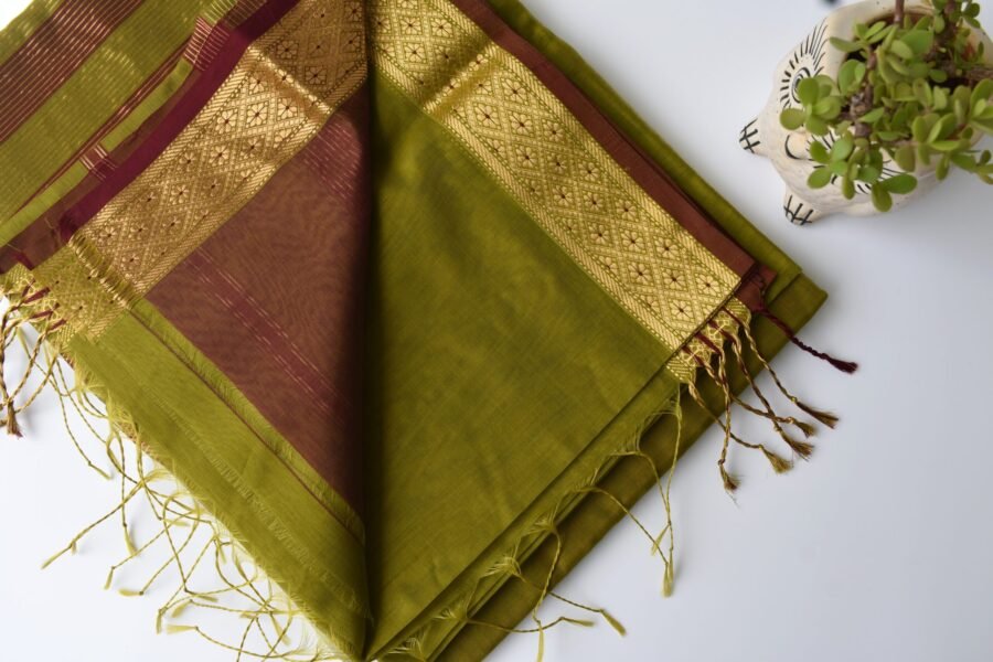 maheshwari-diamond-border-green-saree